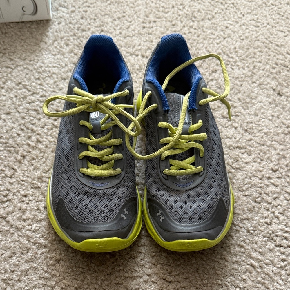 Under Armour Kids Sneakers in Gray and Neon Yellow